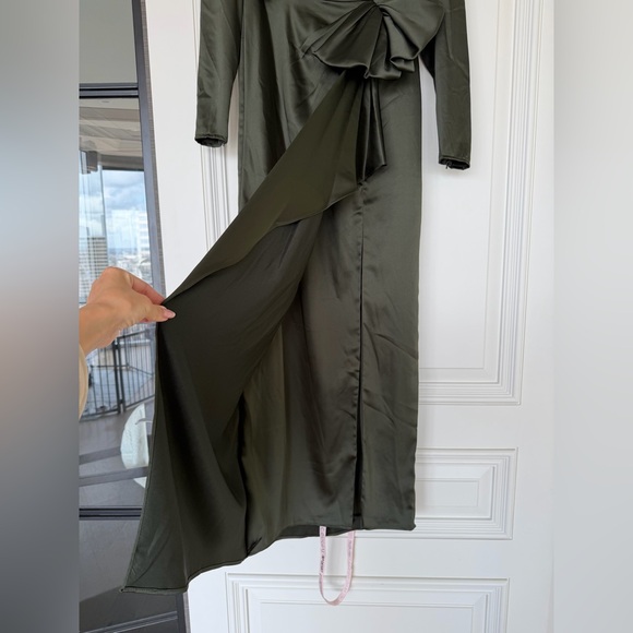 Mac Duggal Dark Green Long Sleeve Satin Dress Sz 6US - Picture 7 of 10